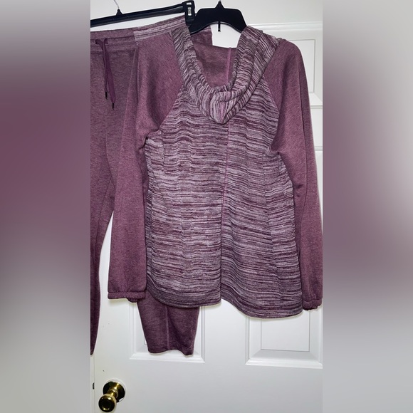 Women’s St. John’s Bay Active 2 Piece Sweatpants Set - Picture 2 of 9